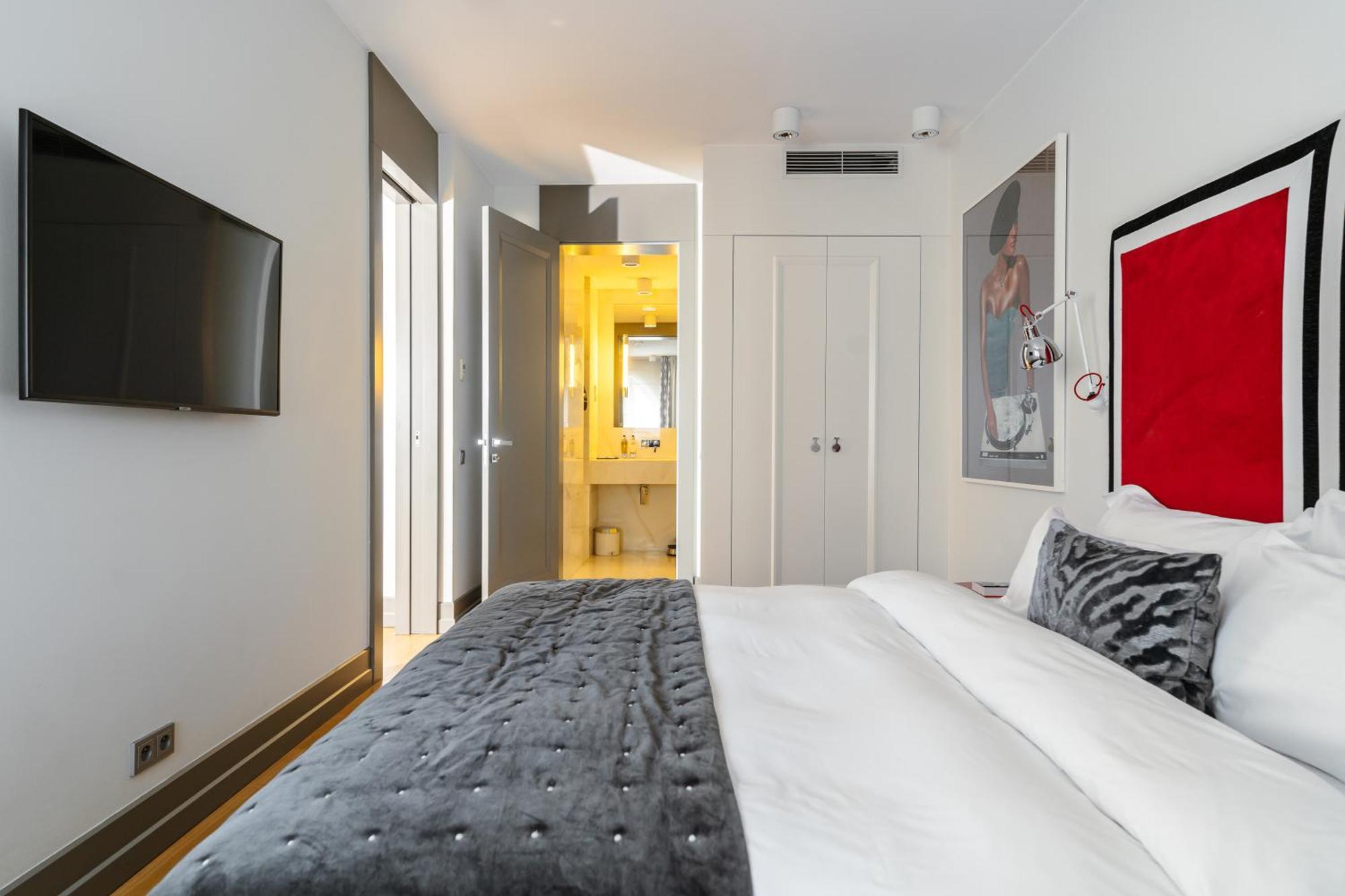 فندق إتش 15 البوتيكي وارسو المظهر الخارجي الصورة A room at the hotel