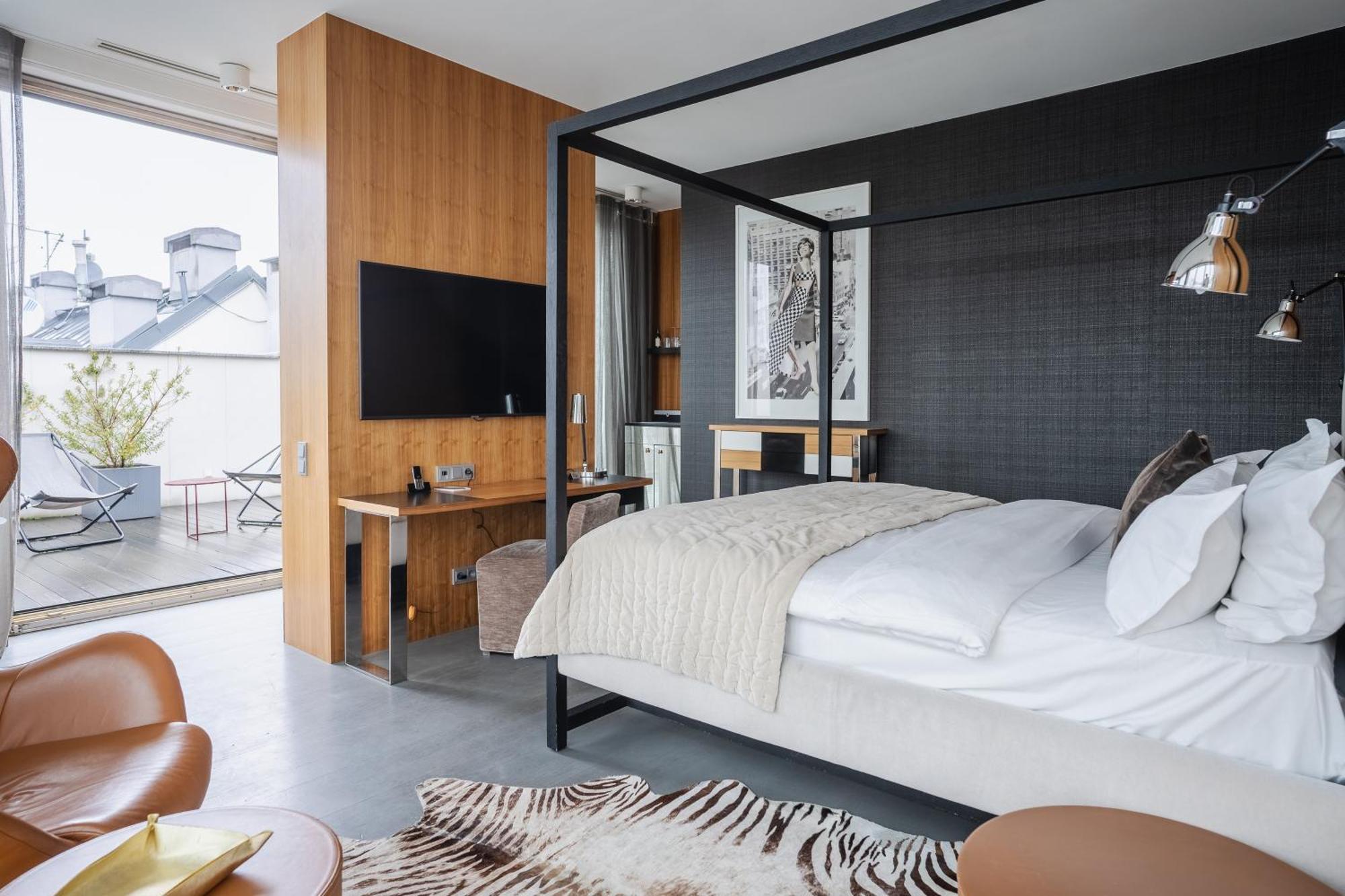 فندق إتش 15 البوتيكي وارسو الغرفة الصورة A bedroom at the hotel